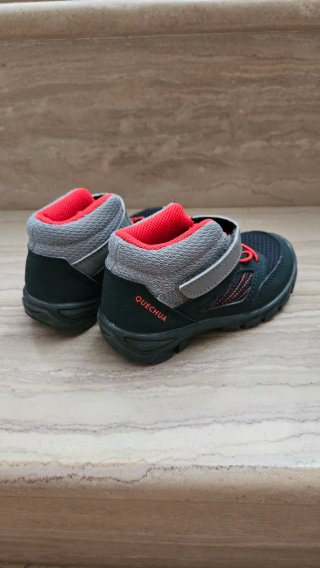 Botas de montaña talla 25