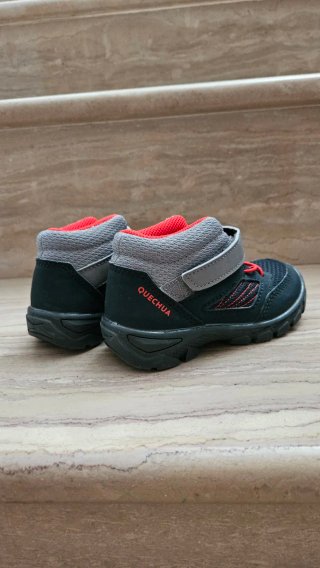 Botas de montaña talla 25