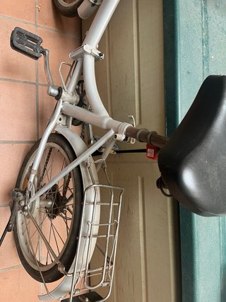 Bicicleta plegable gris