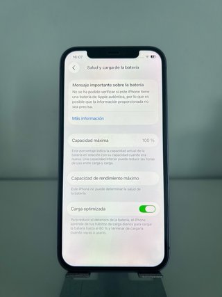 iPhone 12 64GB Morado
