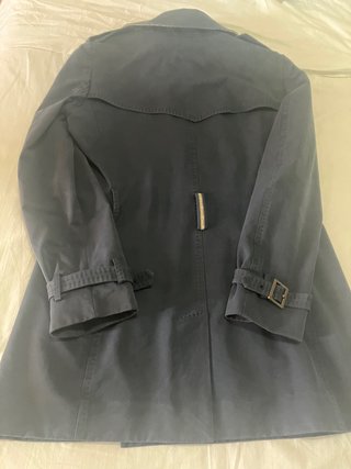 Gabardina Carolina Herrera usada