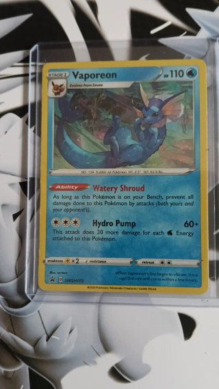 Carta Pokémon Vaporeon SWSH072