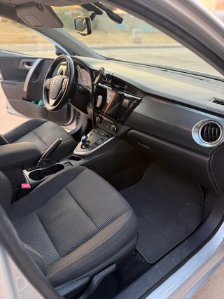 Toyota Auris 2013