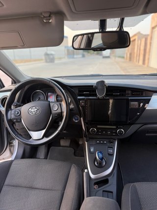 Toyota Auris 2013
