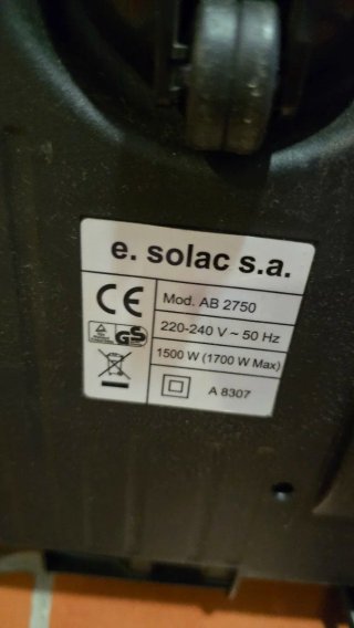 Aspiradora Solac con cable