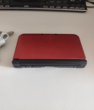 Nintendo 3DS XL Roja + cargador Original