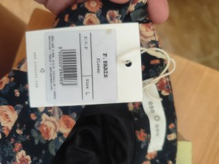 Falda floral negra y rosa talla L