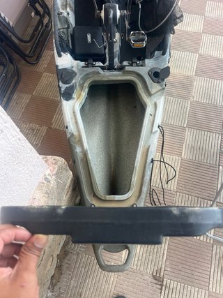 Kayak con pedales para pesca