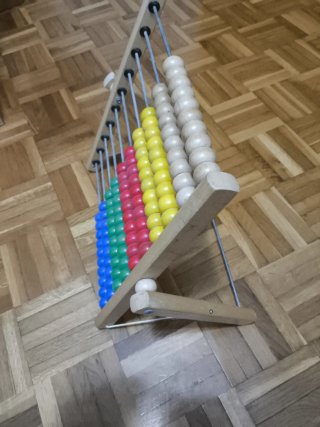 Ábaco de madera para niños