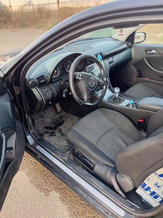 Mercedes-Benz Clase C 2006