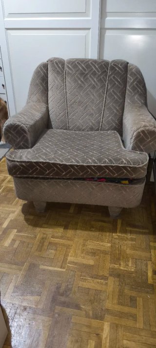 Sillón tapizado de calidad