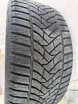 Neumático 235/40R18 95V