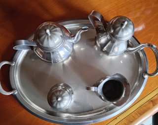 Servizio caffè in metallo argentato