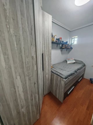Cama nido con armario esquinero