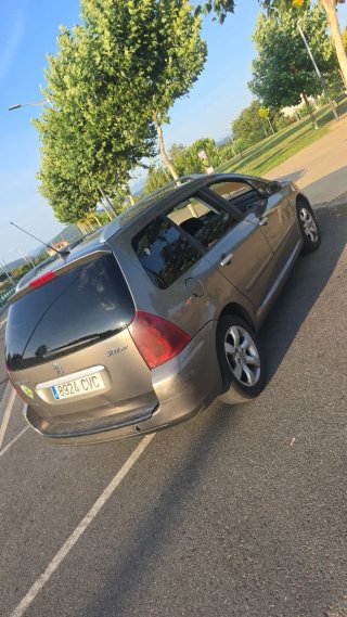 Peugeot 307 2005 se entrega como parte de pago