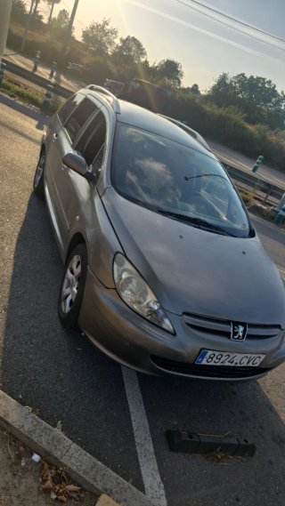 Peugeot 307 2005 se entrega como parte de pago