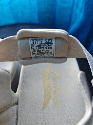 Sandalias Skechers Blancas