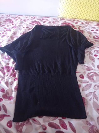 Vestido negro manga corta