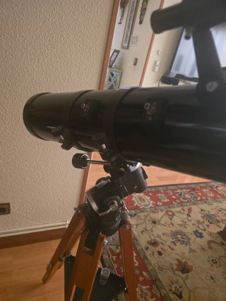 Telescopio Vixen NP-R130E Japón Montura y oculares