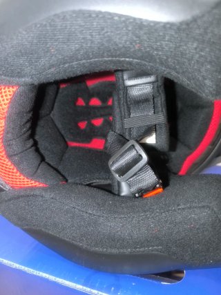 Casco infantil Swaps
