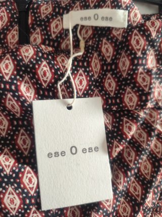 Falda estampada con cordón marca Ese o Ese