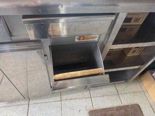 Mueble de acero inoxidable para cafetera