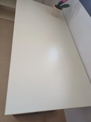 Mesa estudio IKEA Jerker 160x80 + Regleta