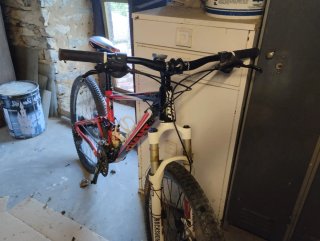 Bicicleta de Montaña Giant Roja