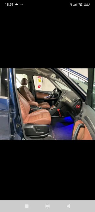 Ford S-MAX 2011
