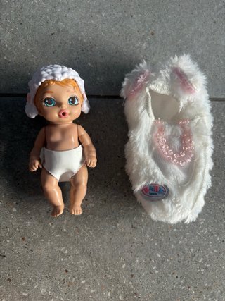 Lote de 3 muñecos bebés con trajes