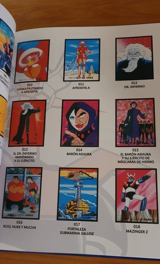 Mazinger Z planeador abajo + Album De Cromos Calbe