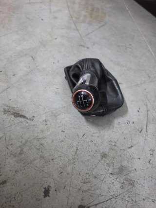 Pomo 5 marchas VW A3 8L leon
