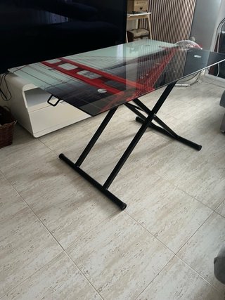 Muebles de comedor blanco con led y mesa
