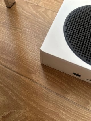 Xbox Series S + 1 Mando Blanco