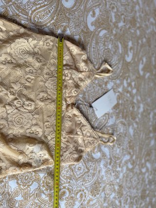 Top encaje Zara beige