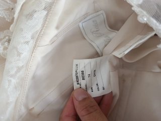 Vestido de Novia Beige y Blanco