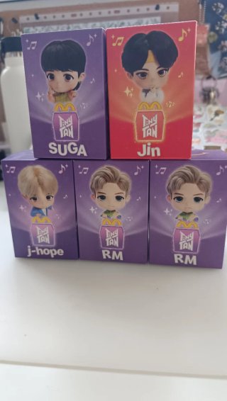 Figuras BTS McDonald's Tiny Tan