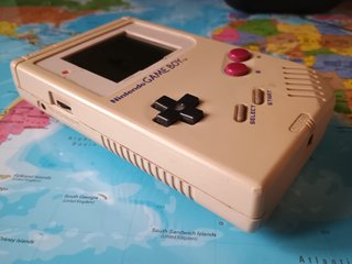 Nintendo Game Boy Classic Gris