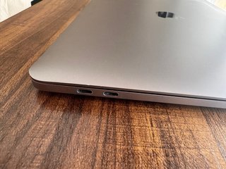MacBook Pro 13” 2019 Touch Bar i5 8GB 1TB