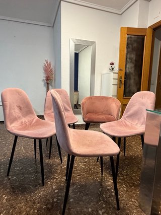 Juego de 4 Sillas y una silla extra grande