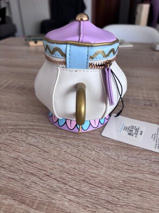 Monedero Señora Potts Morado y Blanco