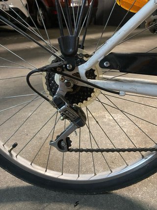 Bicicleta de paseo blanca 26” 6 marchas/cambios