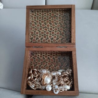 Portagioie Iran legno intarsiato dipinto