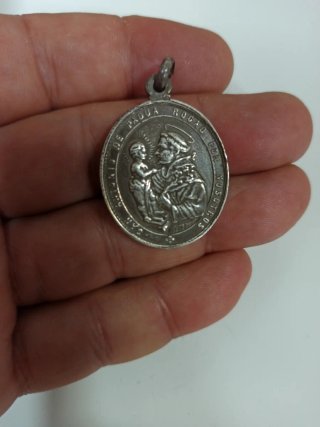 Medalla religiosa Antigua de plata