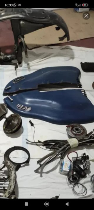 Cofani laterali Lambretta LD 125-150 1957