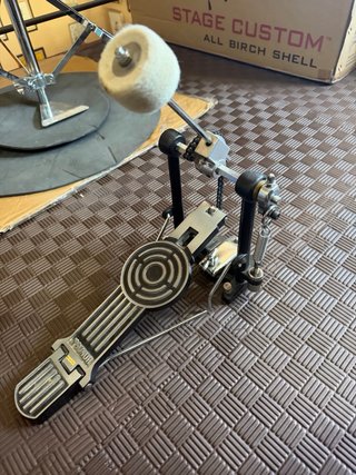 Pedal Bombo Sonor