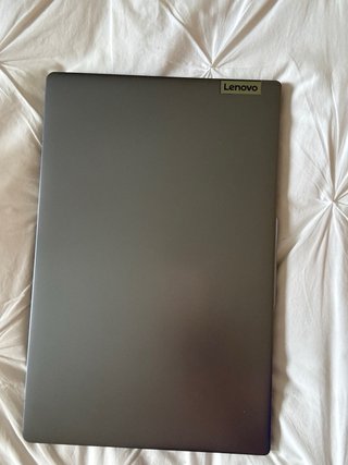 Ordenador portátil Lenovo IdeaPad 3