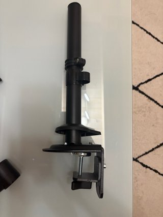 Brazo soporte monitor ajustable negro