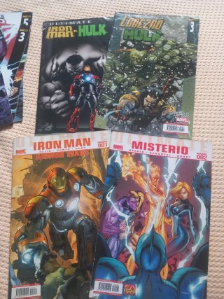 Lote comic Ultimate Marvel - panini