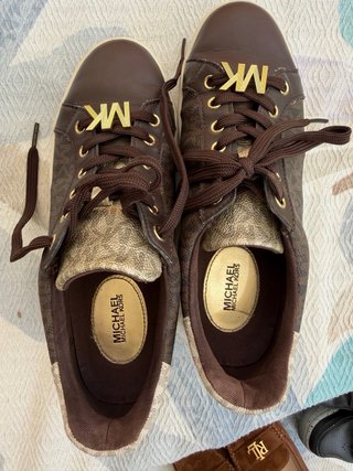Zapatillas Michael Kors Marrón y Dorado